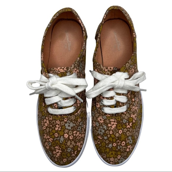 Universal Thread Sneakers Lace Up Canvas Floral Brown Pink 7 - Picture 7 of 16